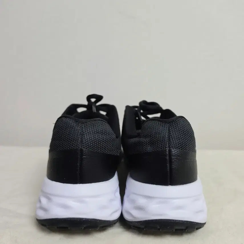 [SOLD OUT] 240나이키 레볼루션6 런닝화  -844