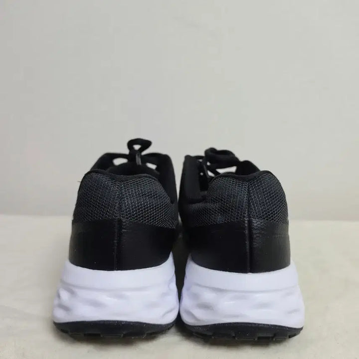 [SOLD OUT] 240나이키 레볼루션6 런닝화  -844