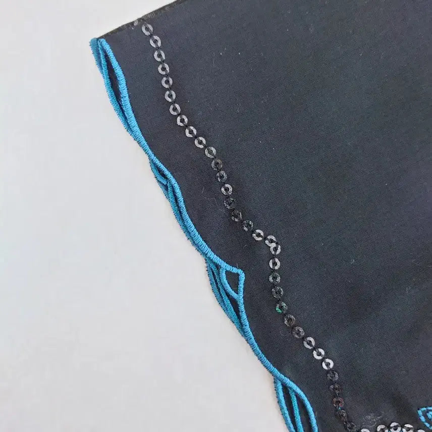 [BUNJANG] Lanvin Embroidered Silk Scarf / LANVIN 랑방 자수 스카프 손수건