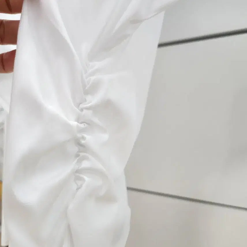 [BUNJANG] ZARA White Shirring Detail Button-Up Blouse / Tag달린 새 제품 자라 화이트 셔츠