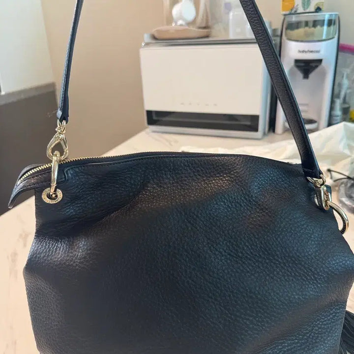 [BUNJANG] Metsirolcity Leather Shoulder Bag / 메트로시티 가죽 숄더백