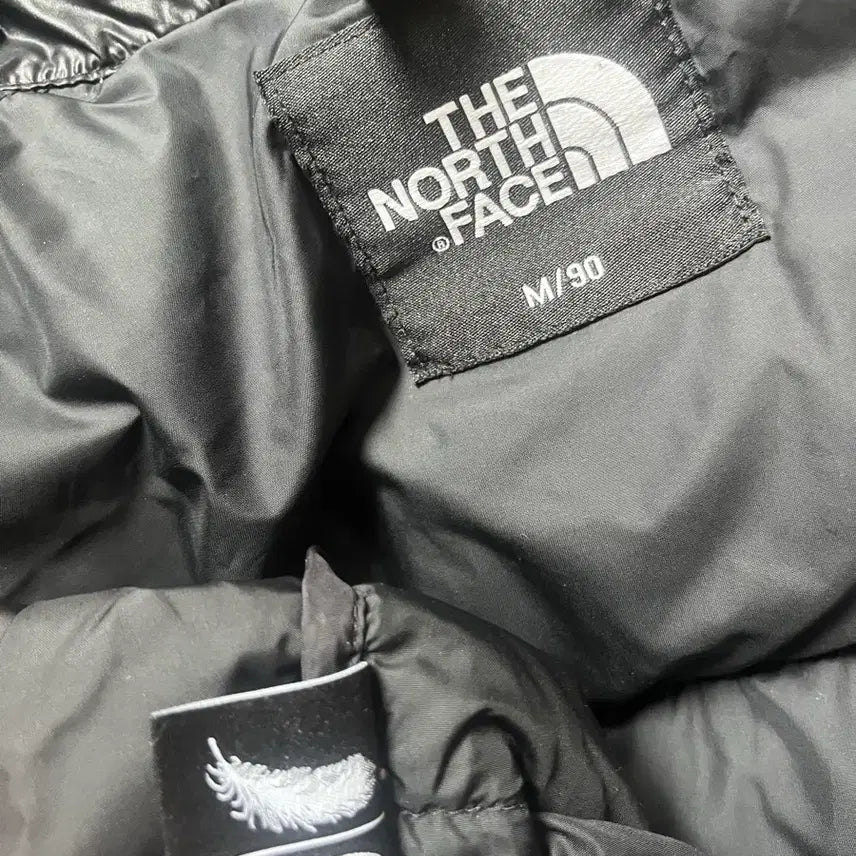 [BUNJANG] The North Face Nupse Crop Padded Jacket / 눕시 크롭 패딩