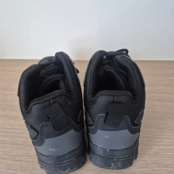 [BUNJANG] Black Hiking Boots 220mm - Children&