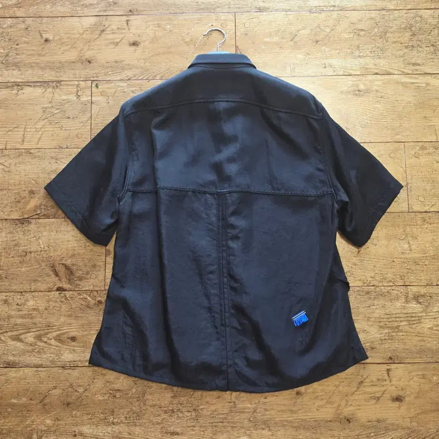 [BUNJANG] [L] 아더에러 25ss product 57 반팔셔츠 noir 새상품 / [L] 아더에러 25ss product 57 반팔셔츠 noir 새상품