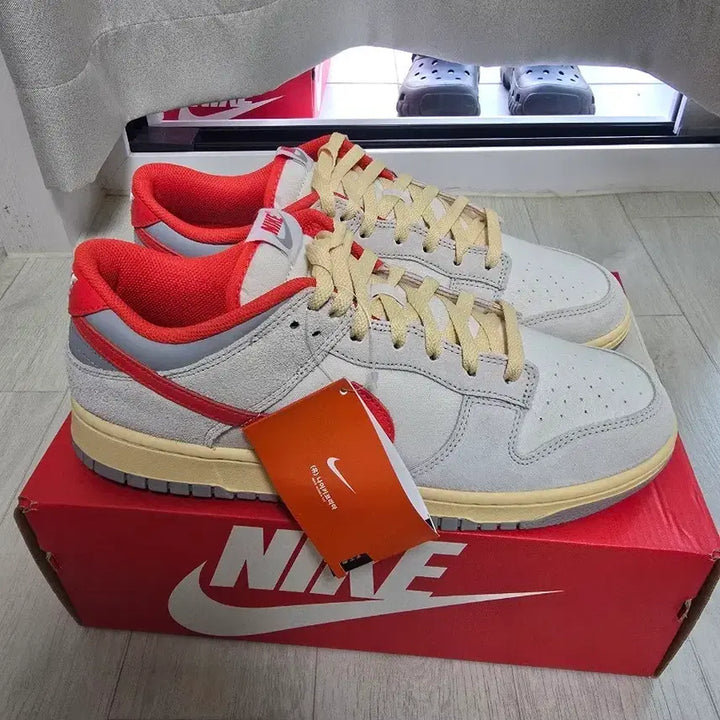 [BUNJANG] Nike Dunk 300 Size Sneakers / 나이키 덩크 300사이즈