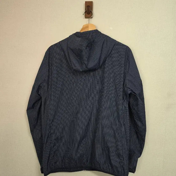 [BUNJANG] Uniqlo Check Running Windbreaker L / 유니클로 체크 런닝 바람막이 L