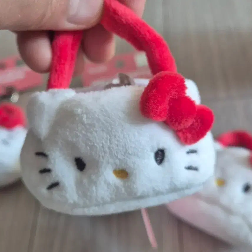 [BUNJANG] Hello Kitty Mini Bag Keyring / 헬로키티 미니 가방 인형 키링