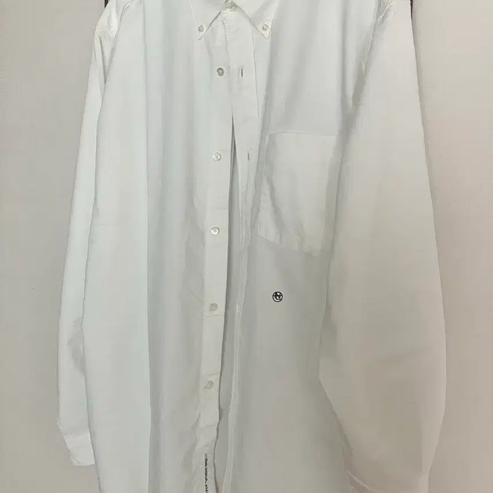 [SOLD OUT] 나나미카 버튼다운셔츠 화이트 L