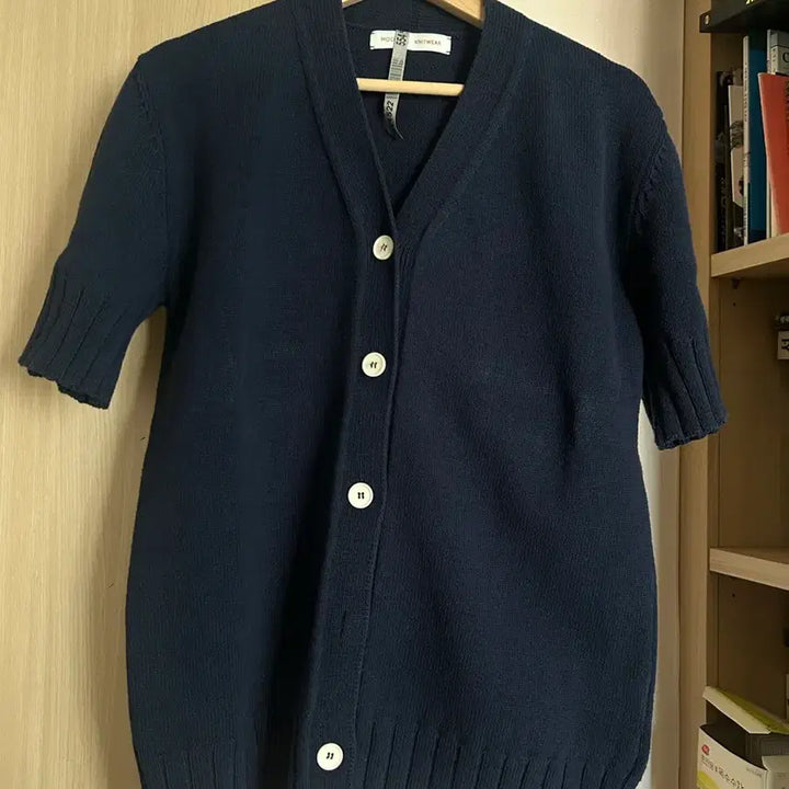 [BUNJANG] Moondal Navy Button Detail Knit Top / 문달 반팔 니트 네이비