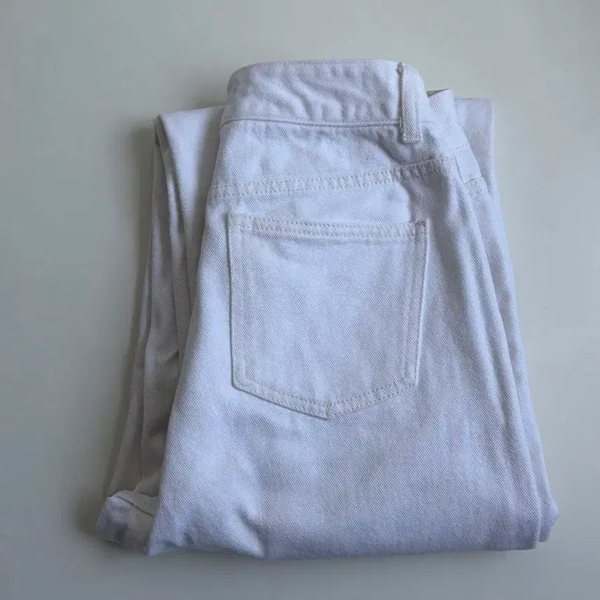 [BUNJANG] Amomento White Denim Pants / 아모멘토 Amomento 오프 화이트 데님