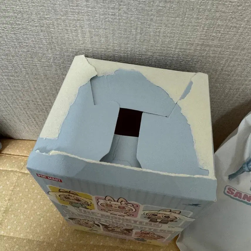 [BUNJANG] Pop Mart Sanrio Labubu Cinnamoroll Figure / 팝마트 산리오라부부 시나모롤