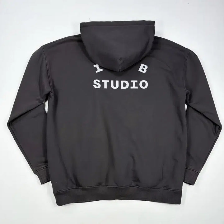 [SOLD OUT] 아이앱스튜디오 백로고 차콜 후드티 (XXL)