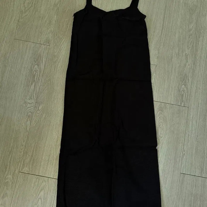 [BUNJANG] LENUEE Long Black Dress / LENUEE 롱 블랙 원피스