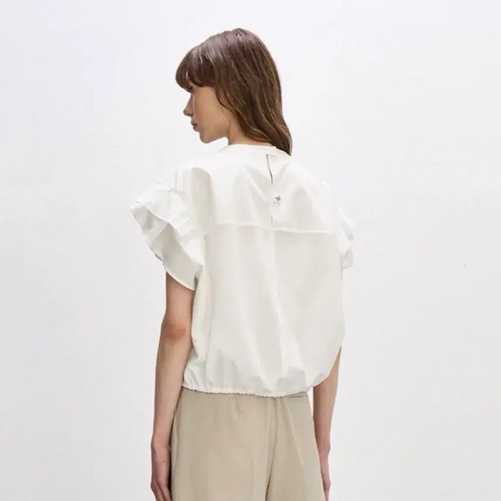 [BUNJANG] System White Ruffle Detail Top / 새상품/시스템 화이트 캉캉 디테일 탑/택55/55-66