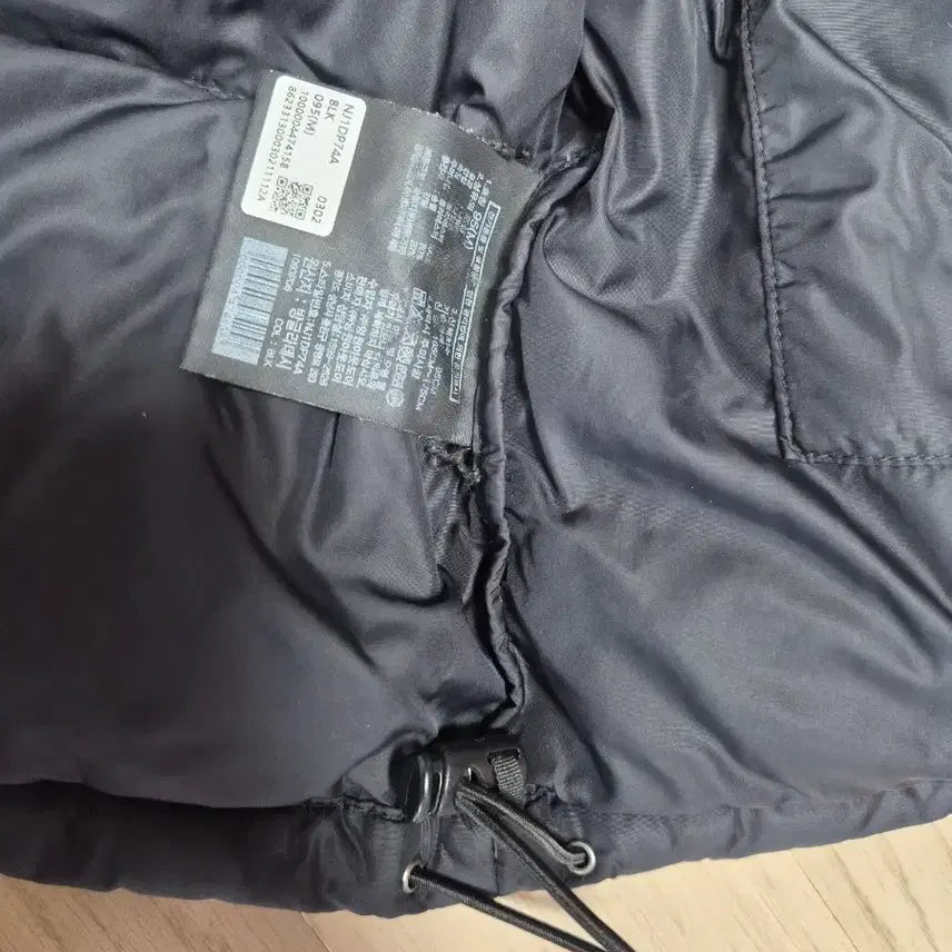 [SOLD OUT] 노스페이스 블랙 패딩 숏패딩