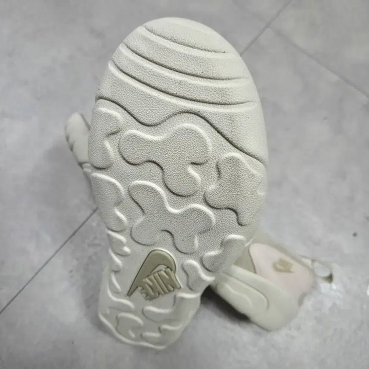 [BUNJANG] Nike Aqua Turf Shoes 260 / 나이키 아쿠아 터프 슈즈  260