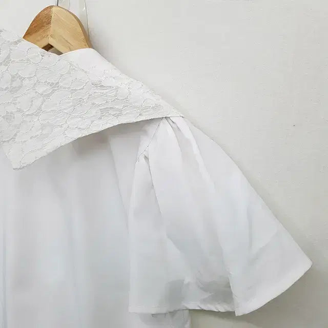 [BUNJANG] HUDSON Honey Sailor Blouse White / HUDSON Honey 세일러 블라우스 화이트