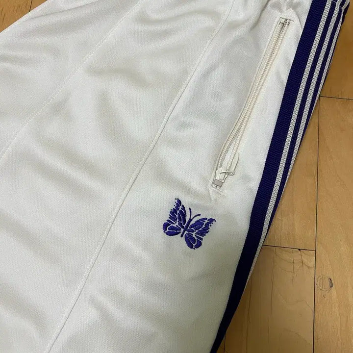 [BUNJANG] Needles HD Track Pants White Purple / 니들스 hd 트랙 팬츠 화이트 퍼플