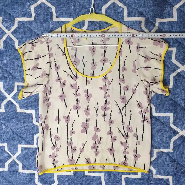 [BUNJANG] MARNI Archive Silk Cherry Blossom Pattern Crop Blouse / 명품 MARNI 마르니 아카이브 실크 벚꽃패턴 날개소매 크롭 블라우스