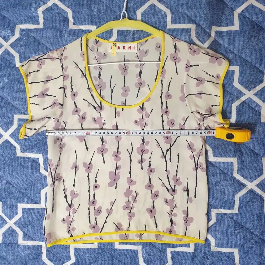 [BUNJANG] MARNI Archive Silk Cherry Blossom Pattern Crop Blouse / 명품 MARNI 마르니 아카이브 실크 벚꽃패턴 날개소매 크롭 블라우스
