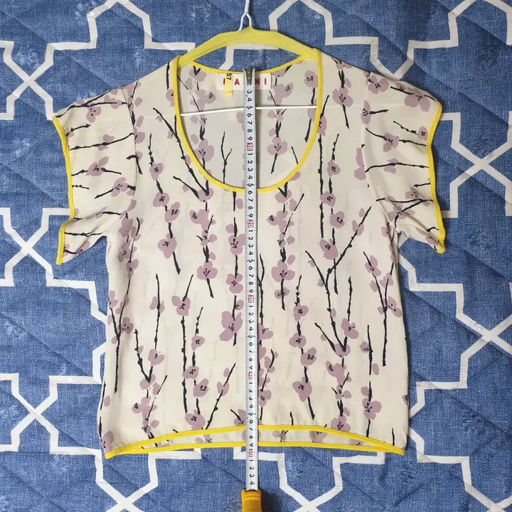 [BUNJANG] MARNI Archive Silk Cherry Blossom Pattern Crop Blouse / 명품 MARNI 마르니 아카이브 실크 벚꽃패턴 날개소매 크롭 블라우스