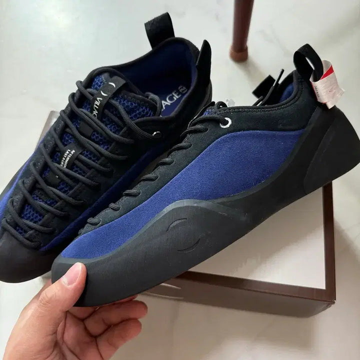 [BUNJANG] Village 1PM Sneakers 10.5 Size / Village pm 1PM 10.5사이즈