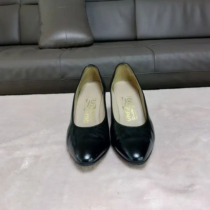 [BUNJANG] Ferragamo Heels / (225)페레가모 구두