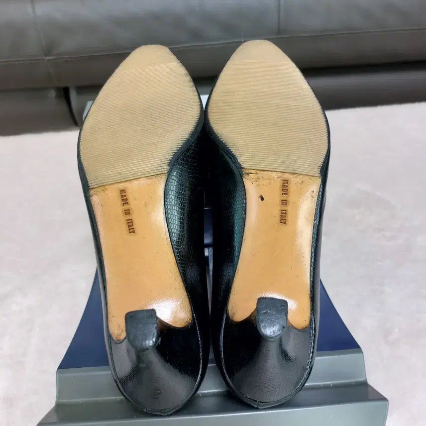 [BUNJANG] Ferragamo Heels / (225)페레가모 구두