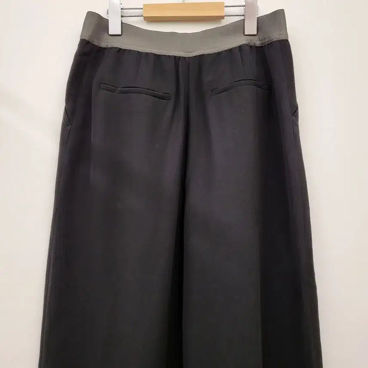[SOLD OUT] 시스템 뒷밴딩 와이드 팬츠