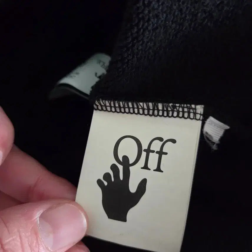 [BUNJANG] Off-White Black Marker Arrow Sweatshirt / [정품] 오프화이트 블랙 마커 애로우 맨투맨