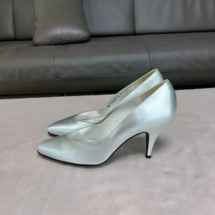 [BUNJANG] Stuart Weitzman Pumps / (225)스튜어트 와이츠먼 펌프스