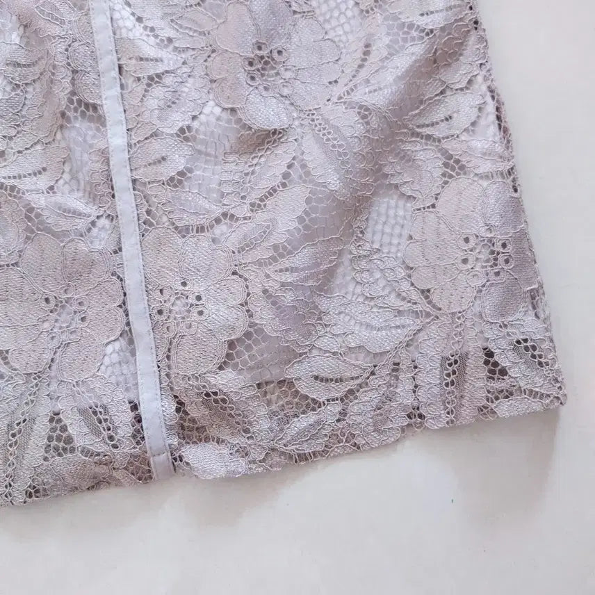 [BUNJANG] Floral Pattern Lace Skirt / 레이스 스커트  플라워 패턴