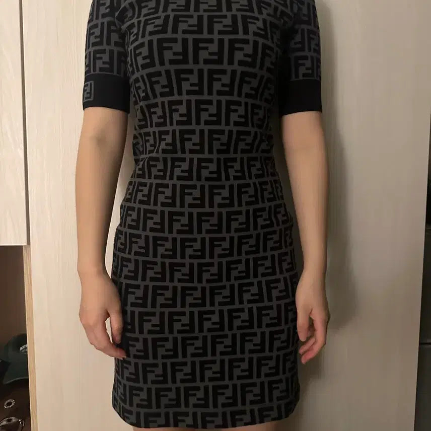 [BUNJANG] Fendi FF Motif Patrick Dress / 펜디 ff 모티프 패트릭 드레스
