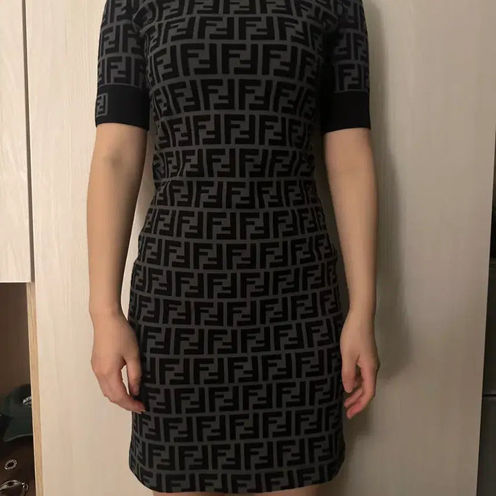 [BUNJANG] Fendi FF Motif Patrick Dress / 펜디 ff 모티프 패트릭 드레스