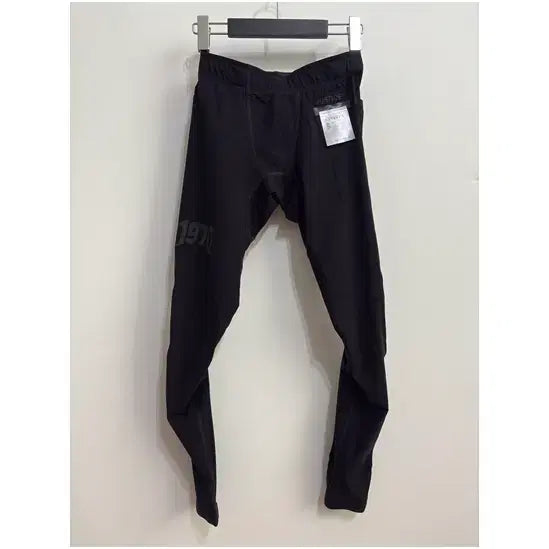 [BUNJANG] Satisfy Justice Runaway Tights Black / 세티스파이 / 저스티스 런어웨이 타이즈 블랙 / 1