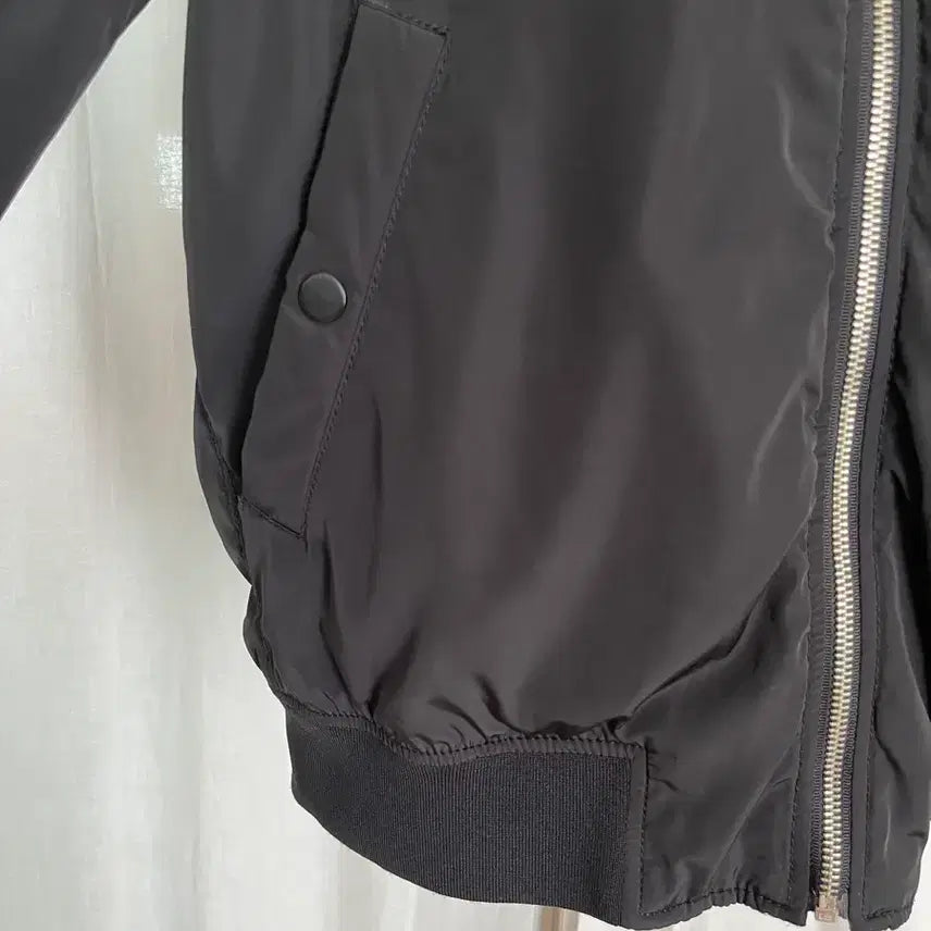 [SOLD OUT] 남자 블랙 항공점퍼(패딩)