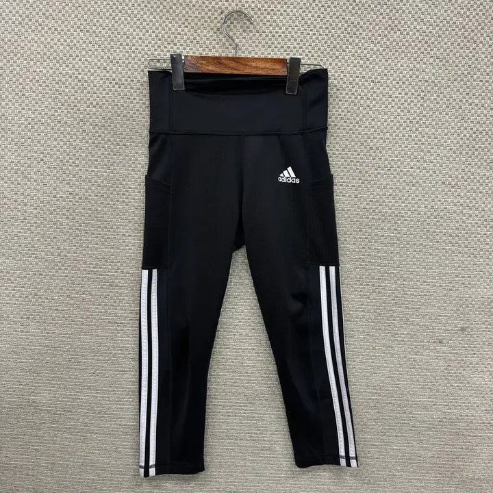 [SOLD OUT] 아디다스 삼선로고 레깅스 XS M13772