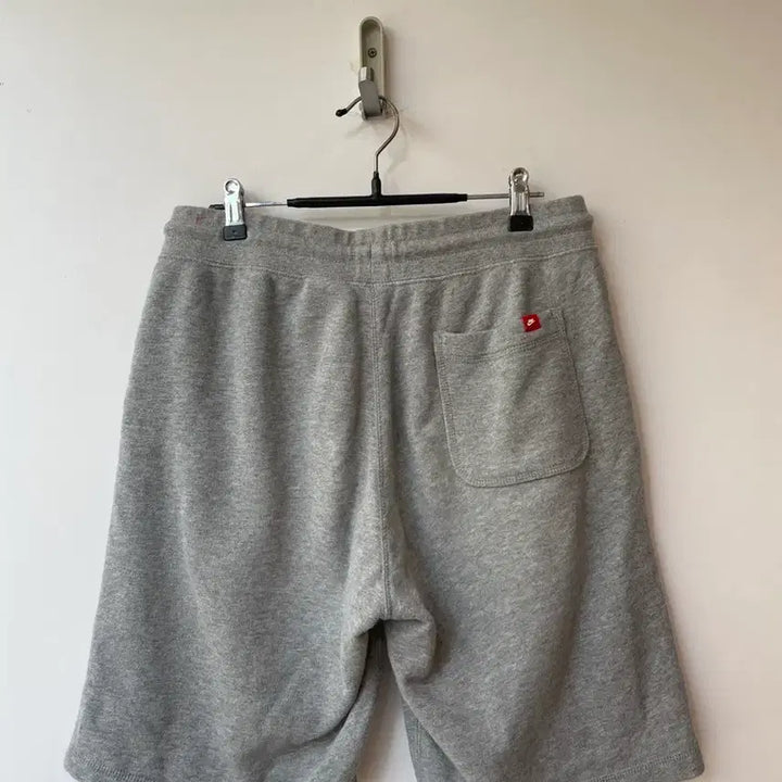 [BUNJANG] Nike Gray Sweatpants / 나이키 형광 스우시로고 그레이 팬츠 M