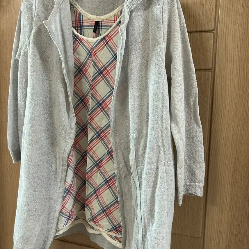 [BUNJANG] Benetton Hooded Cardigan / 베네통 후드 가디건 원사이즈