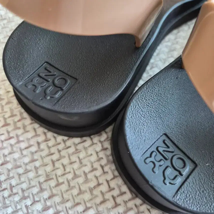 [BUNJANG] ZAXY Plena Vegan Jelly Sandals / [블랙/베이지] 비건 젤리슈즈 리사이클 ZAXY 작시 플레나 샌들 키높이