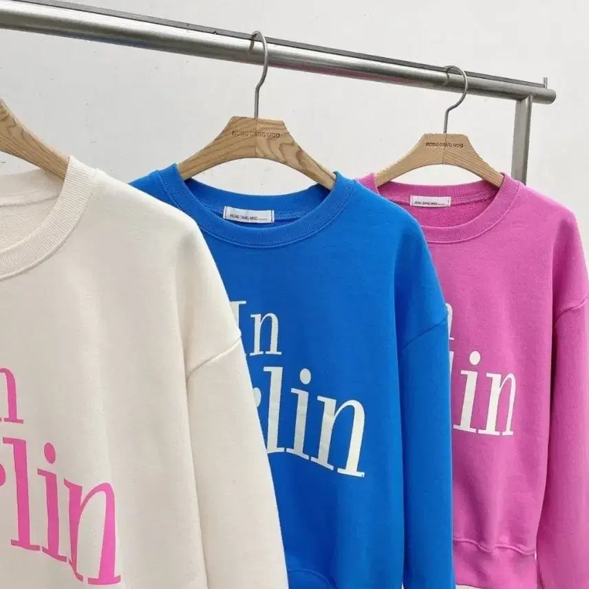 [BUNJANG] Hongdangmu Berlin Sweatshirt / 홍당무 베를린 맨투맨