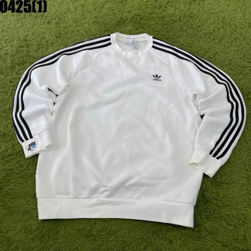 [BUNJANG] Adidas White Three Stripes Sweatshirt / 아디다스 삼선 흰색 맨투맨 티셔츠