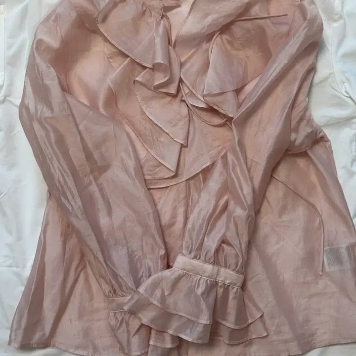 [BUNJANG] H&amp;M Pink Frill Blouse / H&amp;M 핑크 프릴 블라우스