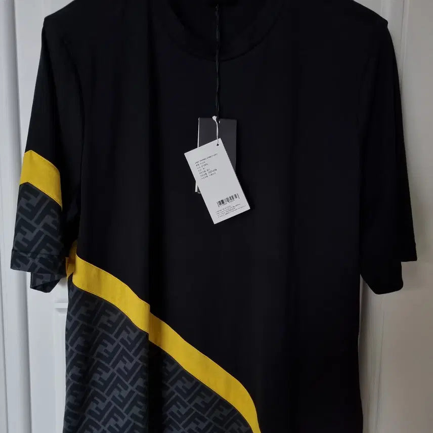 [SOLD OUT] 백화점판 새상품급 펜디 사이드 ff로고 코튼 반팔 티셔츠 m