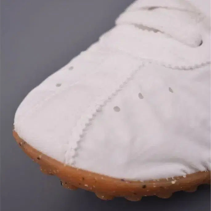 [BUNJANG] Nike x Jacquemus White Sneakers (Size 265mm) / 나이키 x 자크뮈스 화이트 스니커즈 미끄럼 방지 신발사이265mm 42