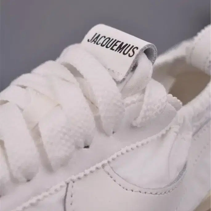 [BUNJANG] Nike x Jacquemus White Sneakers (Size 265mm) / 나이키 x 자크뮈스 화이트 스니커즈 미끄럼 방지 신발사이265mm 42
