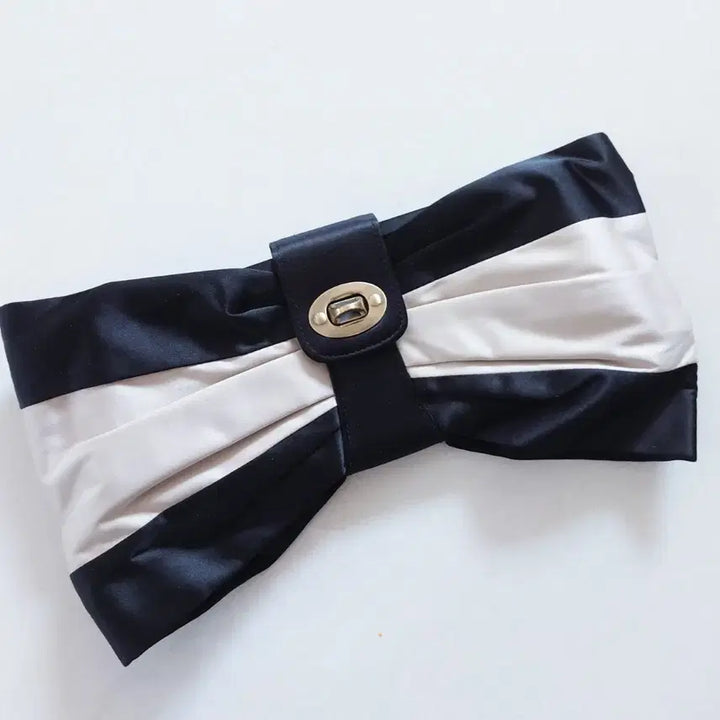 [BUNJANG] Ribbon Clutch / 리본  클러치