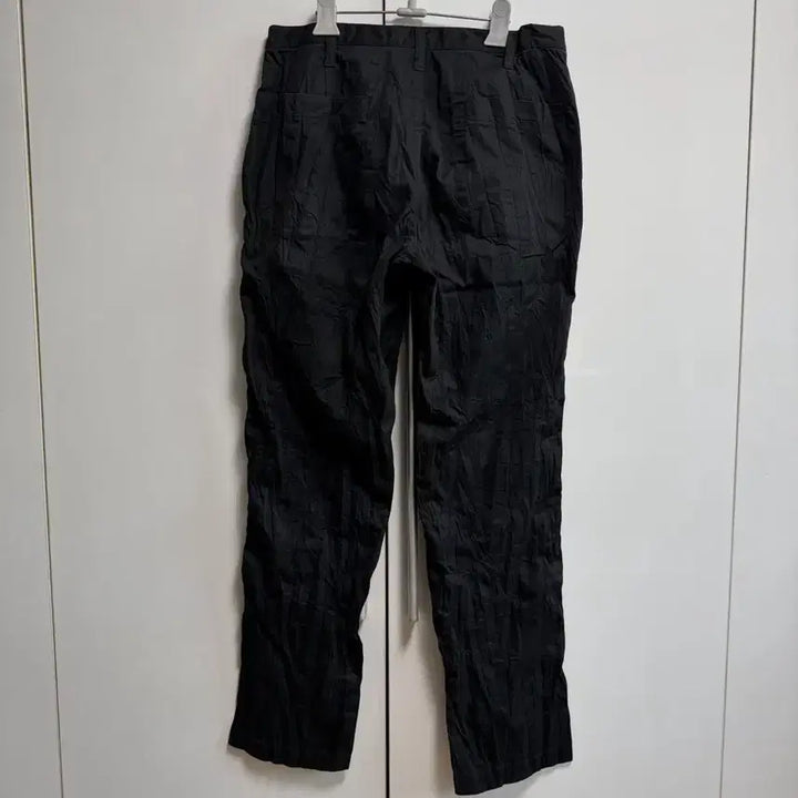 [BUNJANG] Issey Miyake Men Crinkle Pants Black / 이세이 미야케 맨 크링클 팬츠 2 블랙