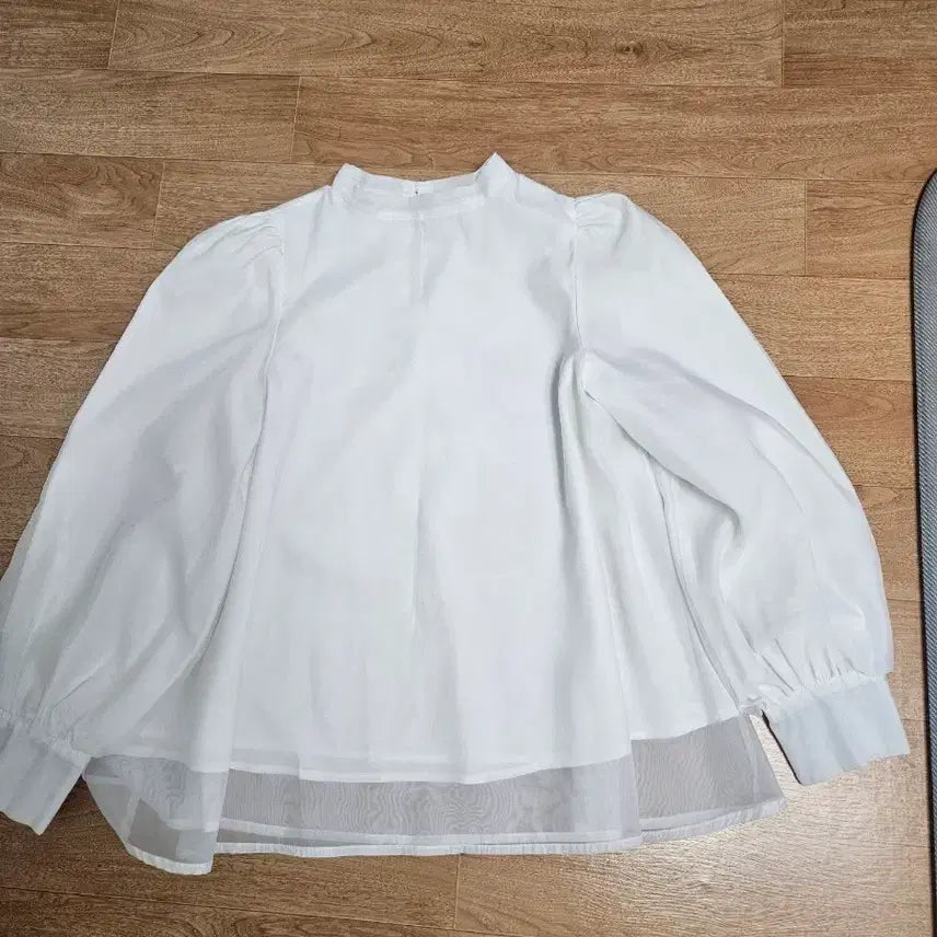 [BUNJANG] White See-Through Blouse Long Sleeve / 화이트 시스루 블라우스 퍼프 긴팔