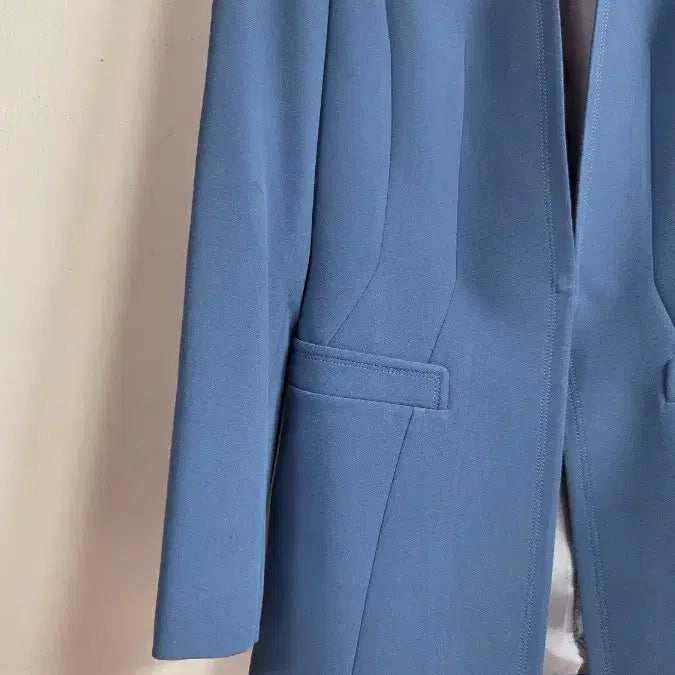 [SOLD OUT] MOJO.S.PHINE 블루 노카라 자켓